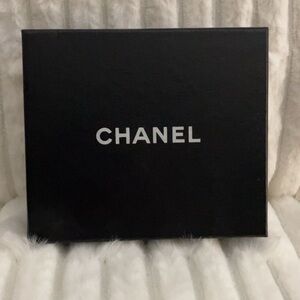 CHANEL Black Gift Box with cloth/ gift or storage box